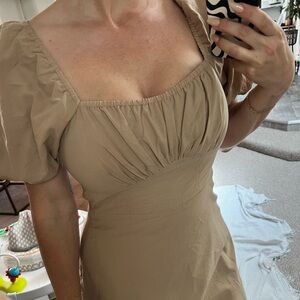 Puff sleeve dress